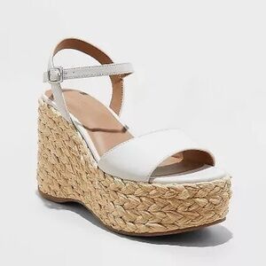 Universal Thread Alisha Platform Wedge